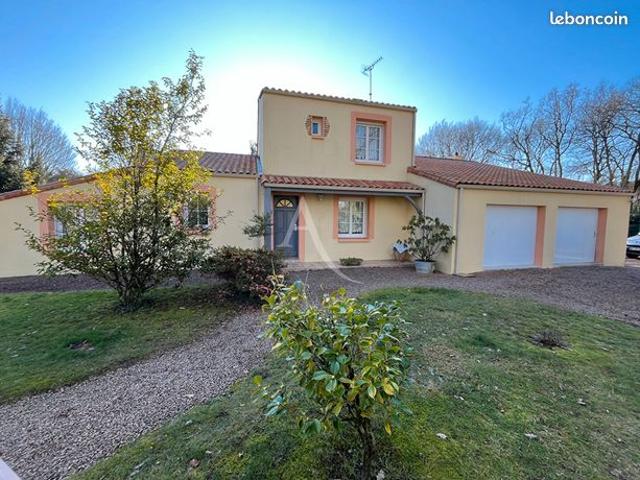 Maison 6 pièces 156 m²