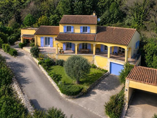 Maison 6 pièces 156 m²