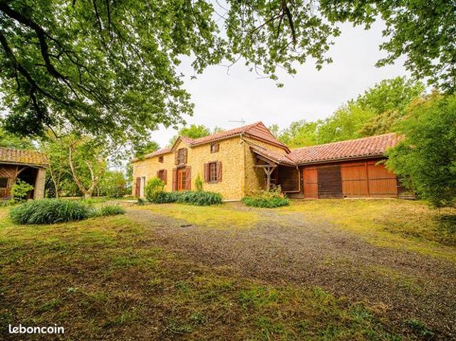 Maison 6 pièces 156 m²