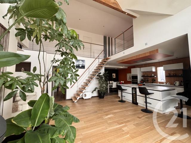 Maison 6 pièces 156 m²