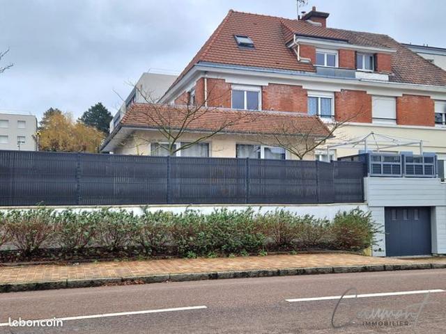 Maison 6 pièces 156 m²