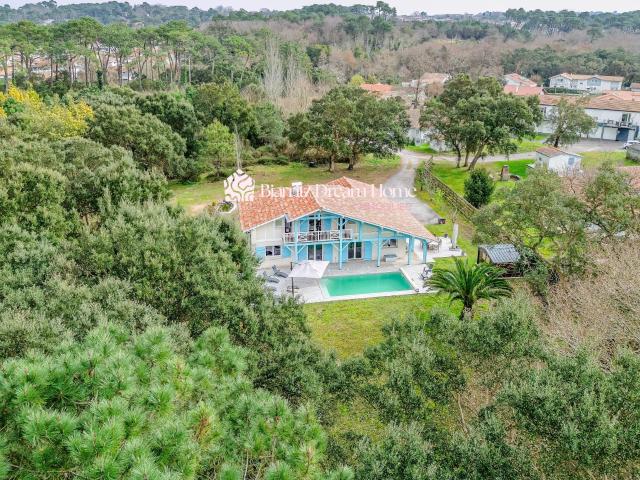 Maison 6 pièces 156 m²