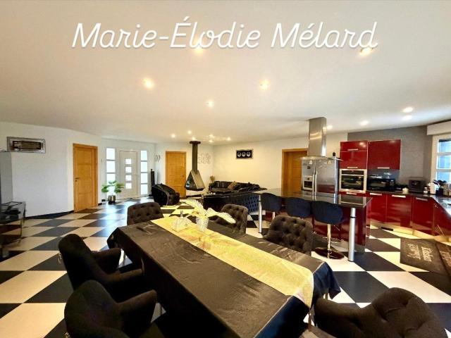 Maison 6 pièces 156 m²
