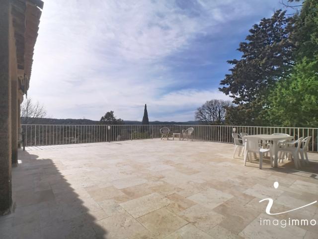 Maison 6 pièces 156 m²