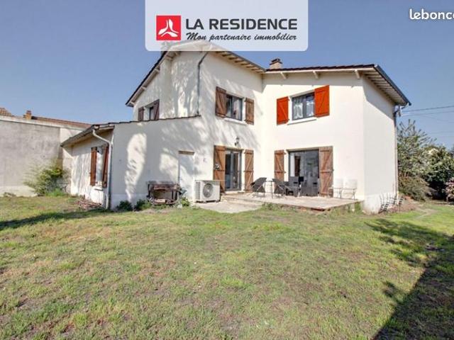 Maison 6 pièces 156 m²
