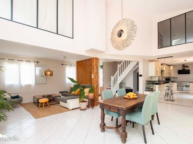 Maison 6 pièces 156 m²