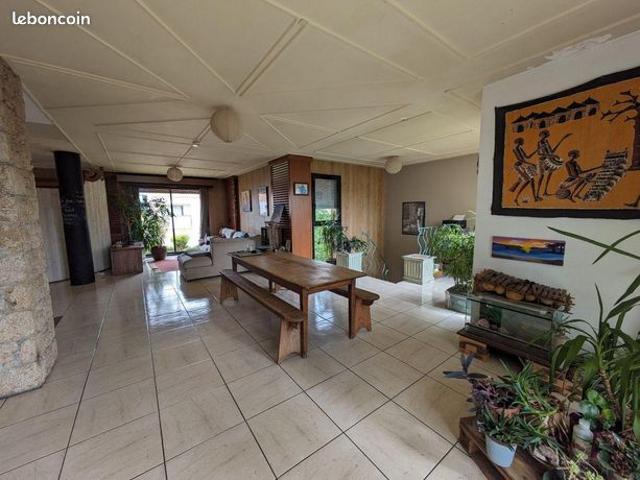 Maison 6 pièces 156 m²