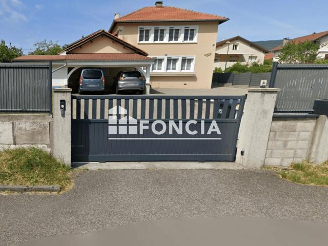 Maison 6 pièces 156 m²