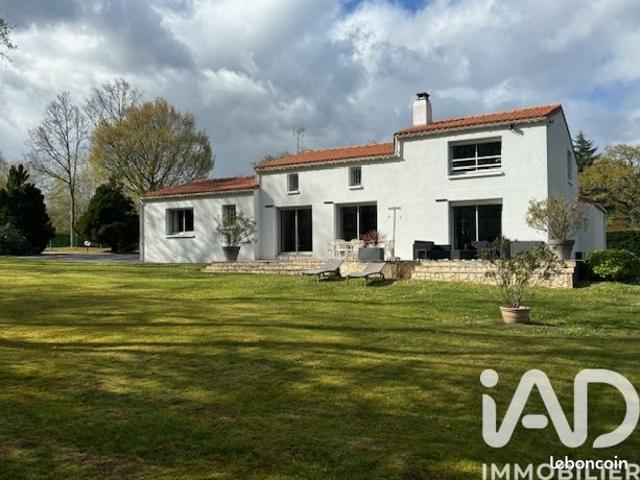 Maison 6 pièces 156 m²