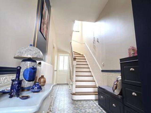 Maison 6 pièces 156 m²