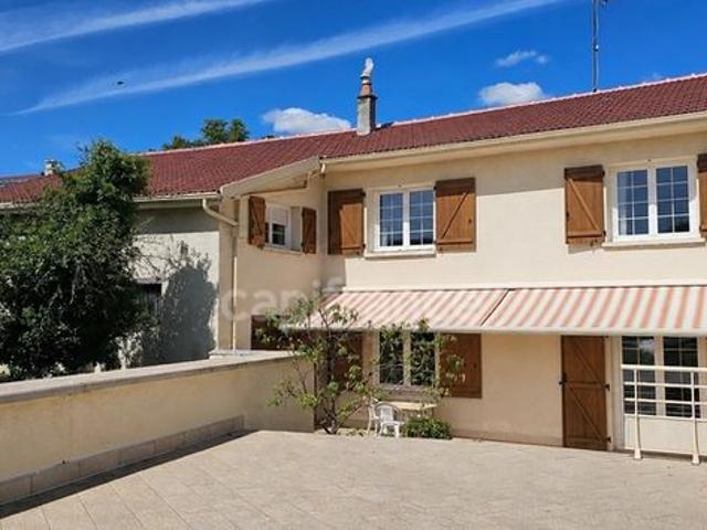 Maison 6 pièces 156 m²