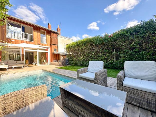 Maison 6 pièces 156 m²