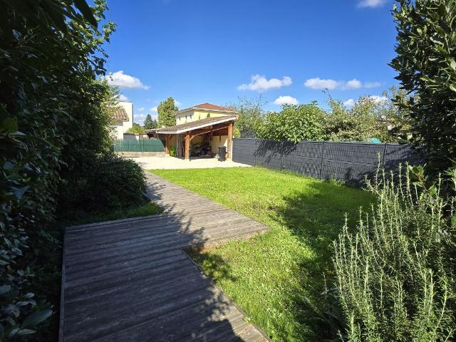 Maison 6 pièces 156 m²