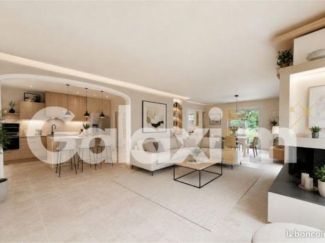 Maison 6 pièces 156 m²