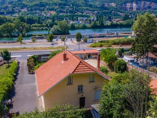 Maison 6 pièces 156 m²