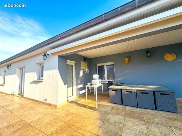 Maison 6 pièces 156 m²