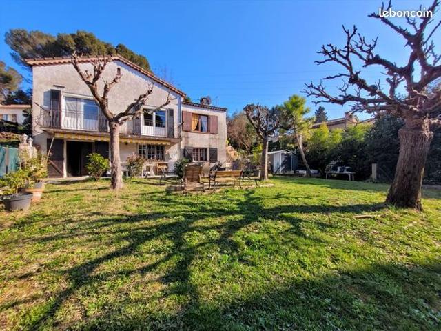 Maison 6 pièces 156 m²