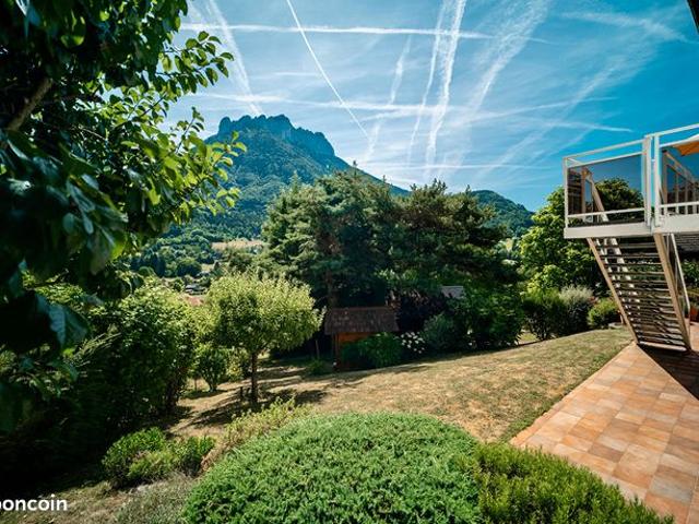 Maison 6 pièces 156 m²