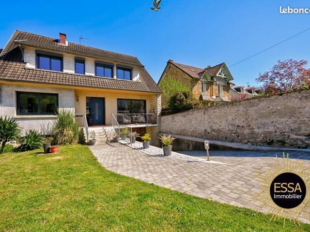 Maison 6 pièces 156 m²