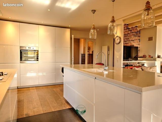 Maison 6 pièces 156 m²