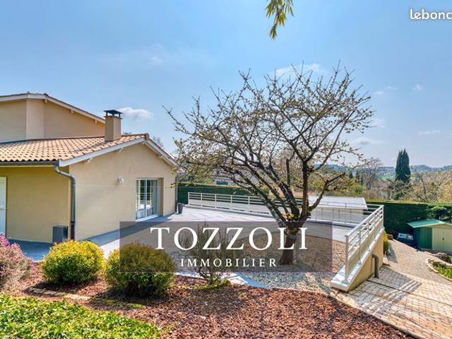 Maison 6 pièces 156 m²