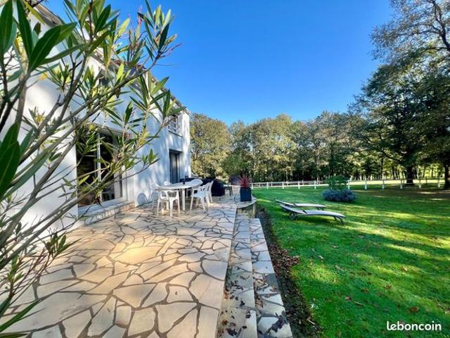 Maison 6 pièces 156 m²