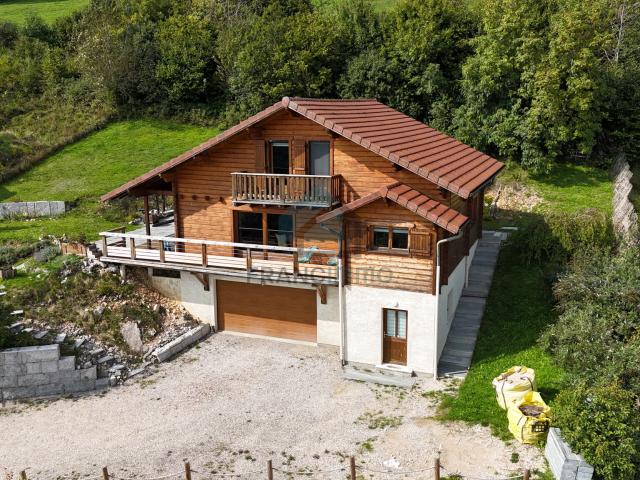 Maison 6 pièces 156 m²