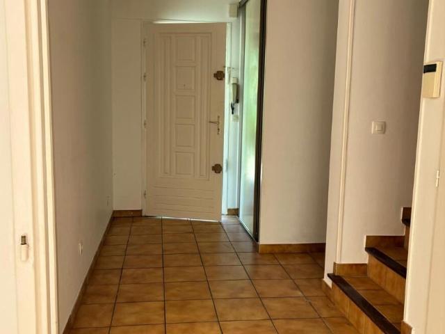 Maison 6 pièces, 156 m² à louer à Valence 26000