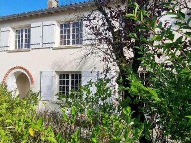 Maison 6 pièces 157 m²