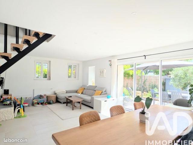 Maison 6 pièces 157 m²