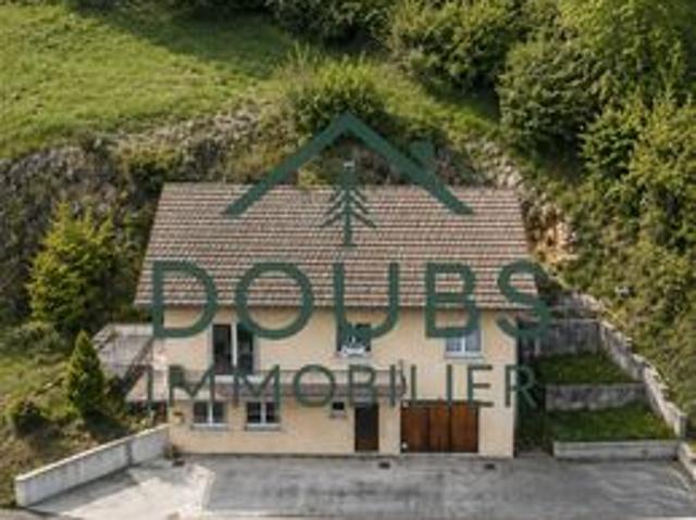 Maison 6 pièces 157 m²