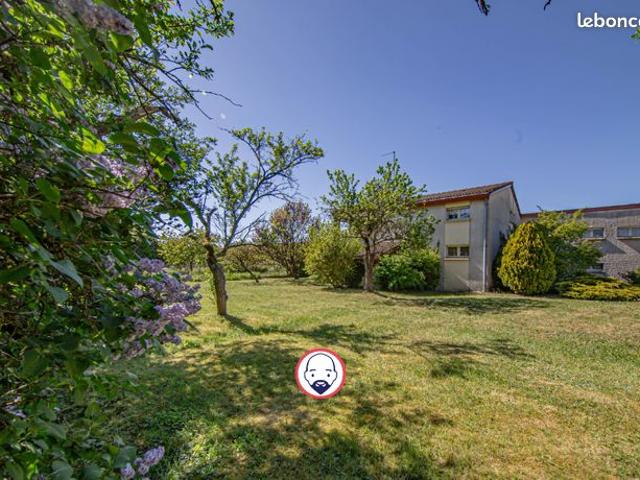 Maison 6 pièces 157 m²
