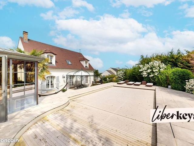 Maison 6 pièces 157 m²