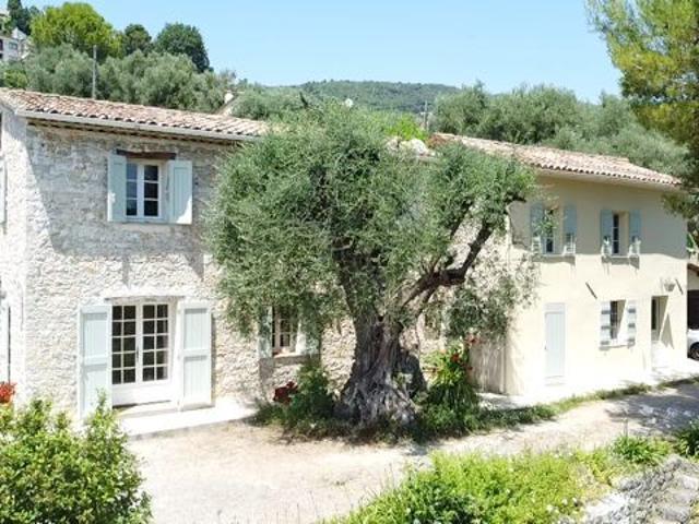 Maison 6 pièces 157 m²