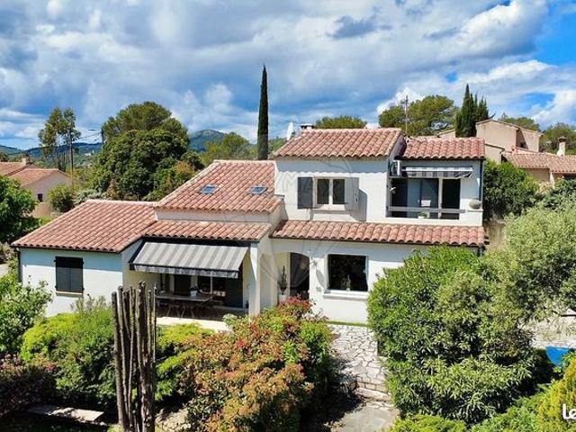 Maison 6 pièces 157 m²