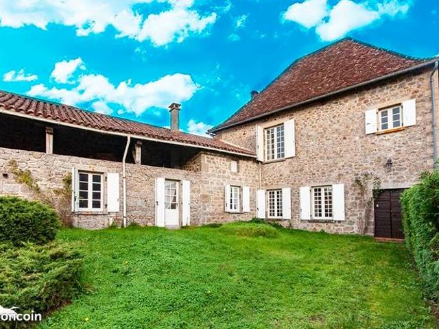 Maison 6 pièces 157 m²
