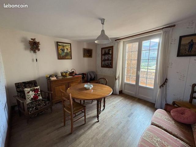 Maison 6 pièces 157 m²