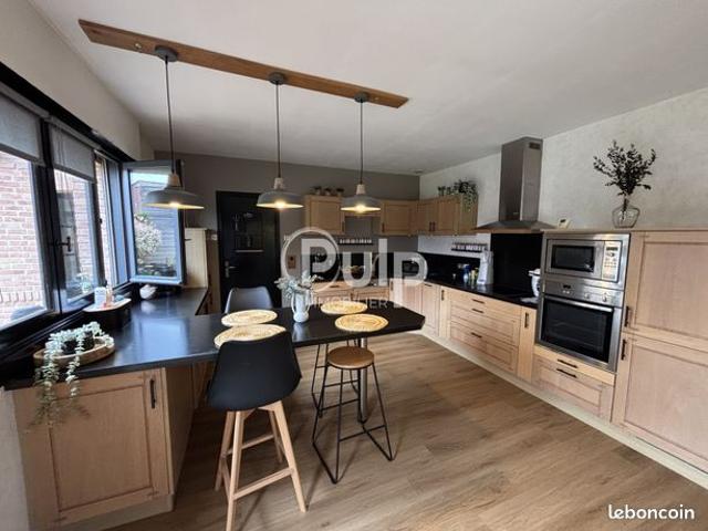 Maison 6 pièces 157 m²