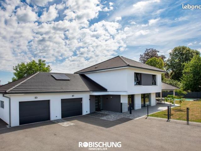 Maison 6 pièces 157 m²