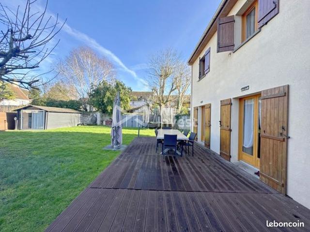 Maison 6 pièces 157 m²