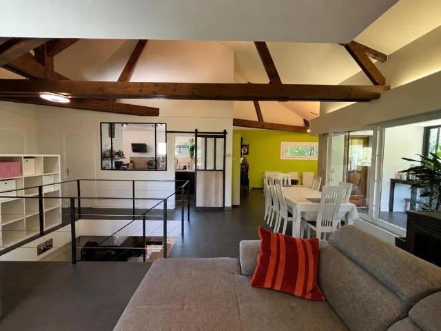 Maison 6 pièces 157 m²