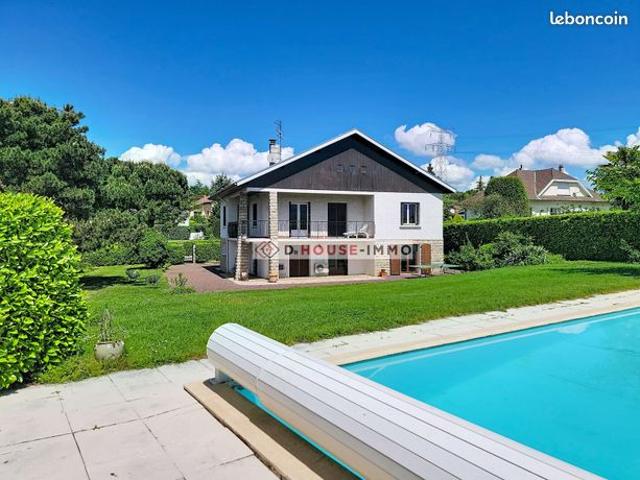 Maison 6 pièces 157 m²