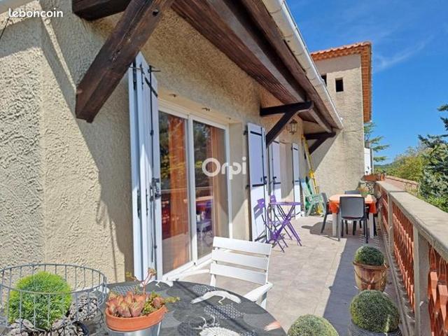 Maison 6 pièces 157 m²