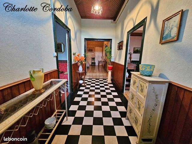 Maison 6 pièces 157 m²