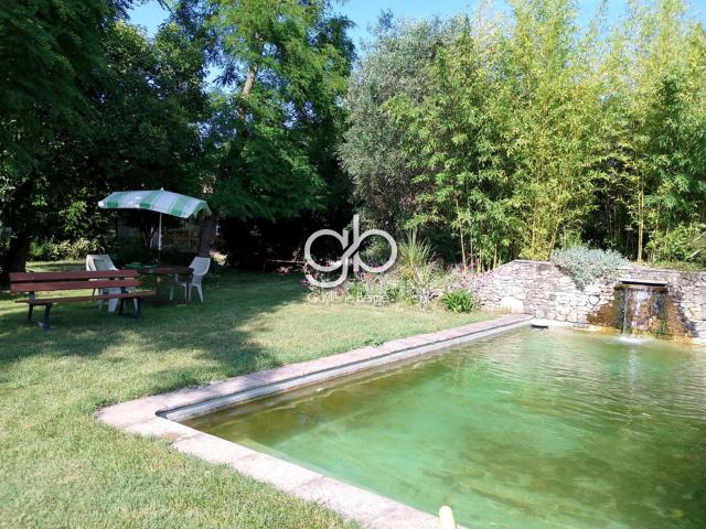 Maison 6 pièces 157 m²