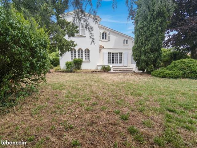 Maison 6 pièces 157 m²