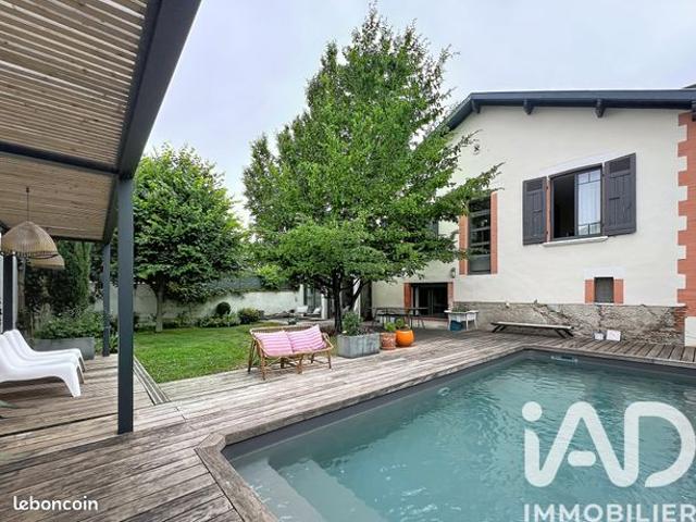 Maison 6 pièces 157 m²