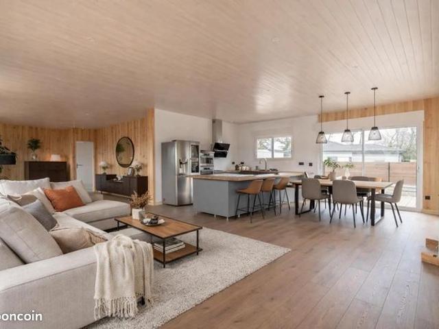 Maison 6 pièces 157 m²