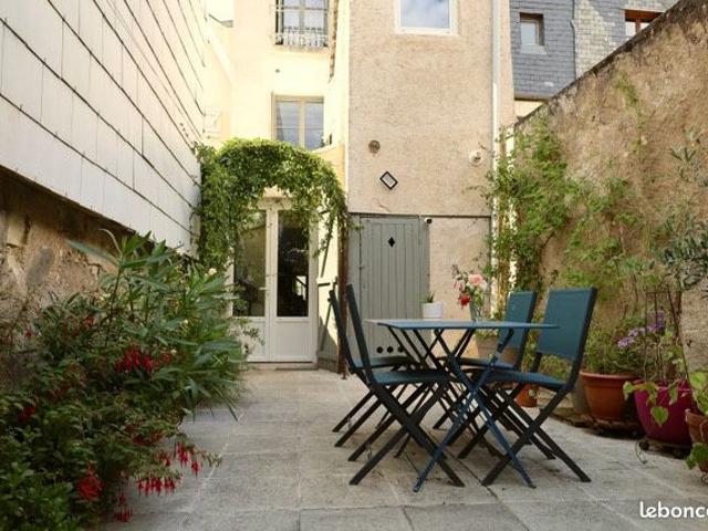 Maison 6 pièces 157 m²