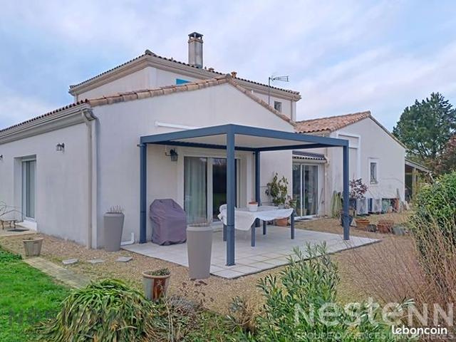 Maison 6 pièces 157 m²